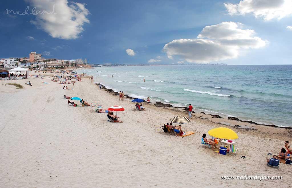 Huoneisto Pilar de la Horadada, Alicante, Espanja 2 makuuhuonetta, 103 m2 No. 108899
