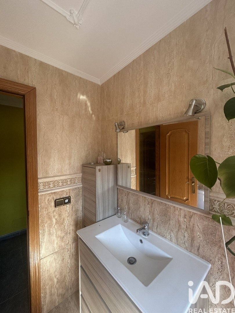House à Valverde de la Virgen, Leon, Espagne 4 chambres, 388 m2 No. 188478