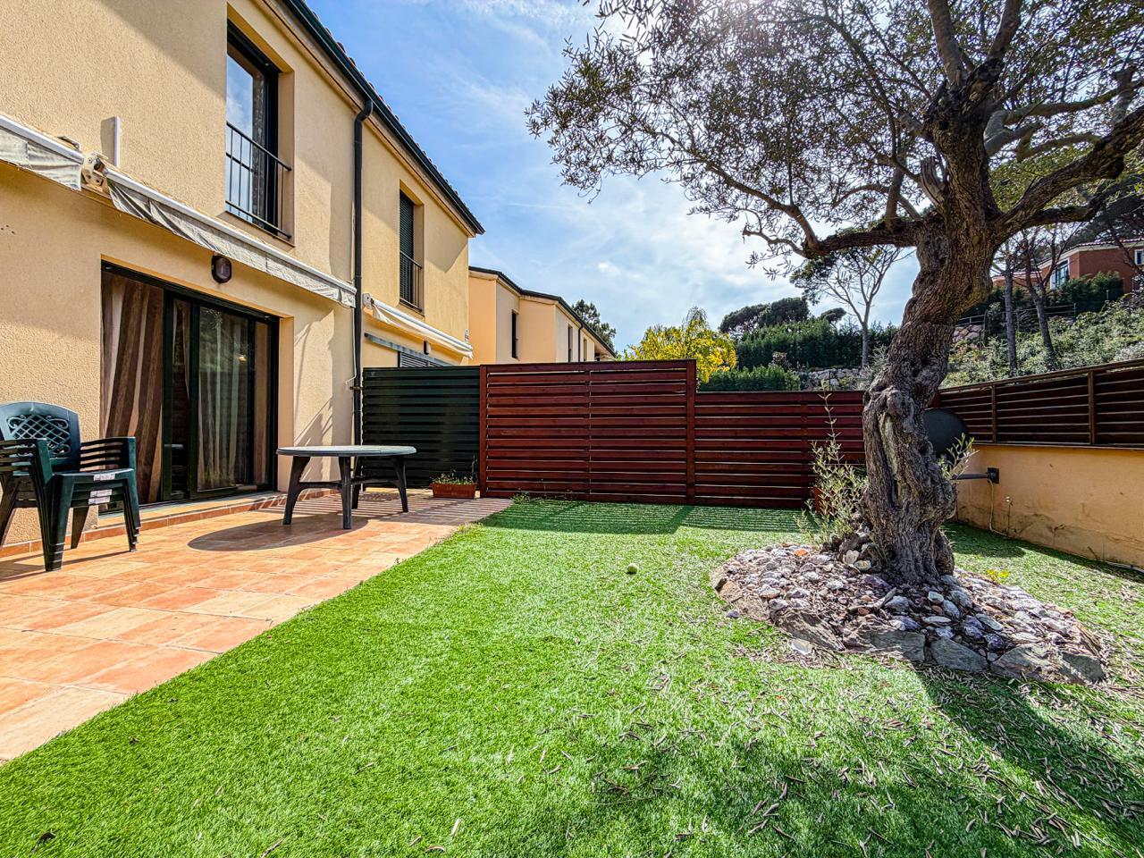 Duplex in Lloret de Mar, Girona, Spain 4 bedrooms, 169 sq.m. No. 183505