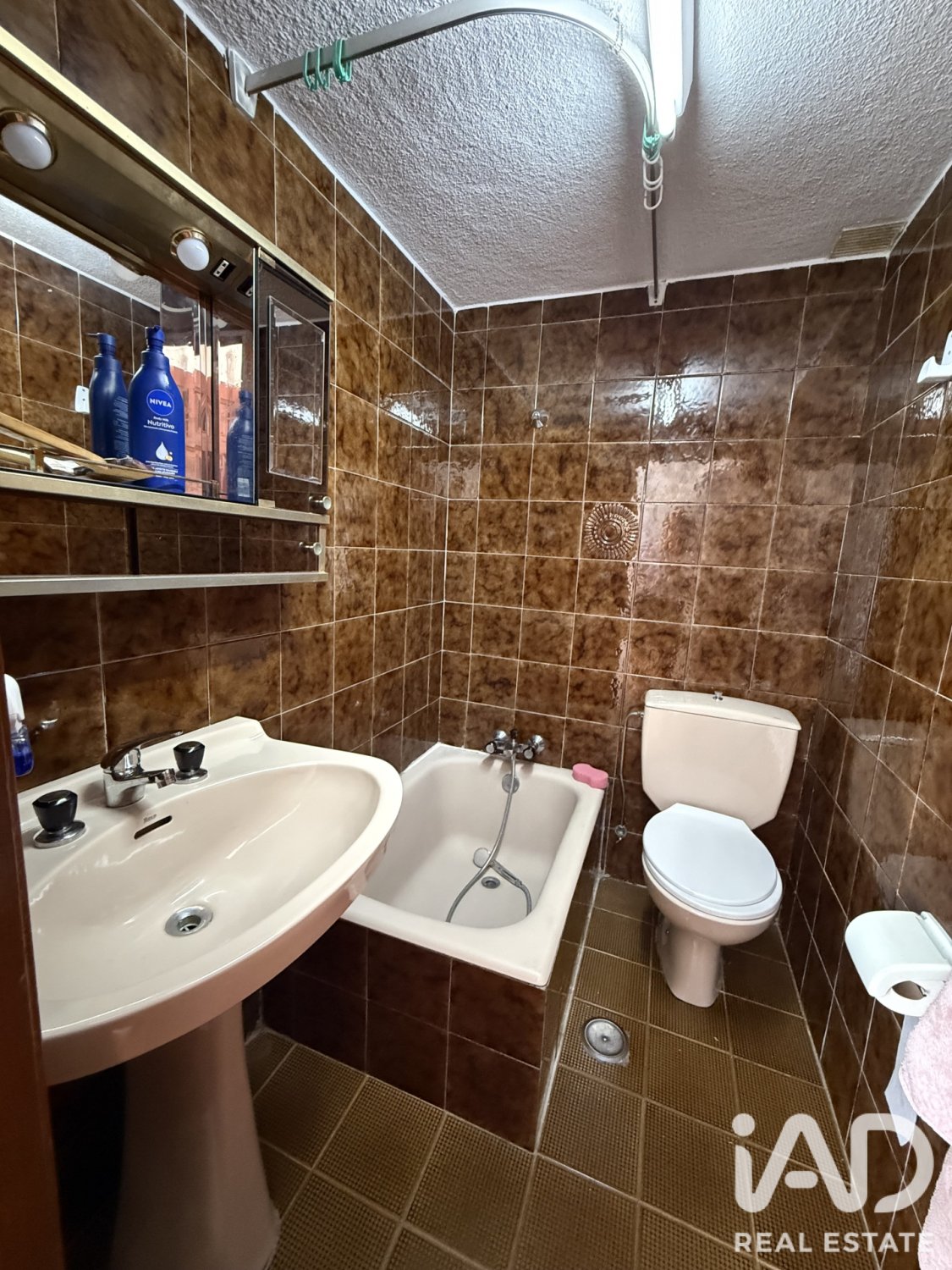 Talo Garrafe de Torio, Leon, Espanja 3 makuuhuonetta, 354 m2 No. 187998
