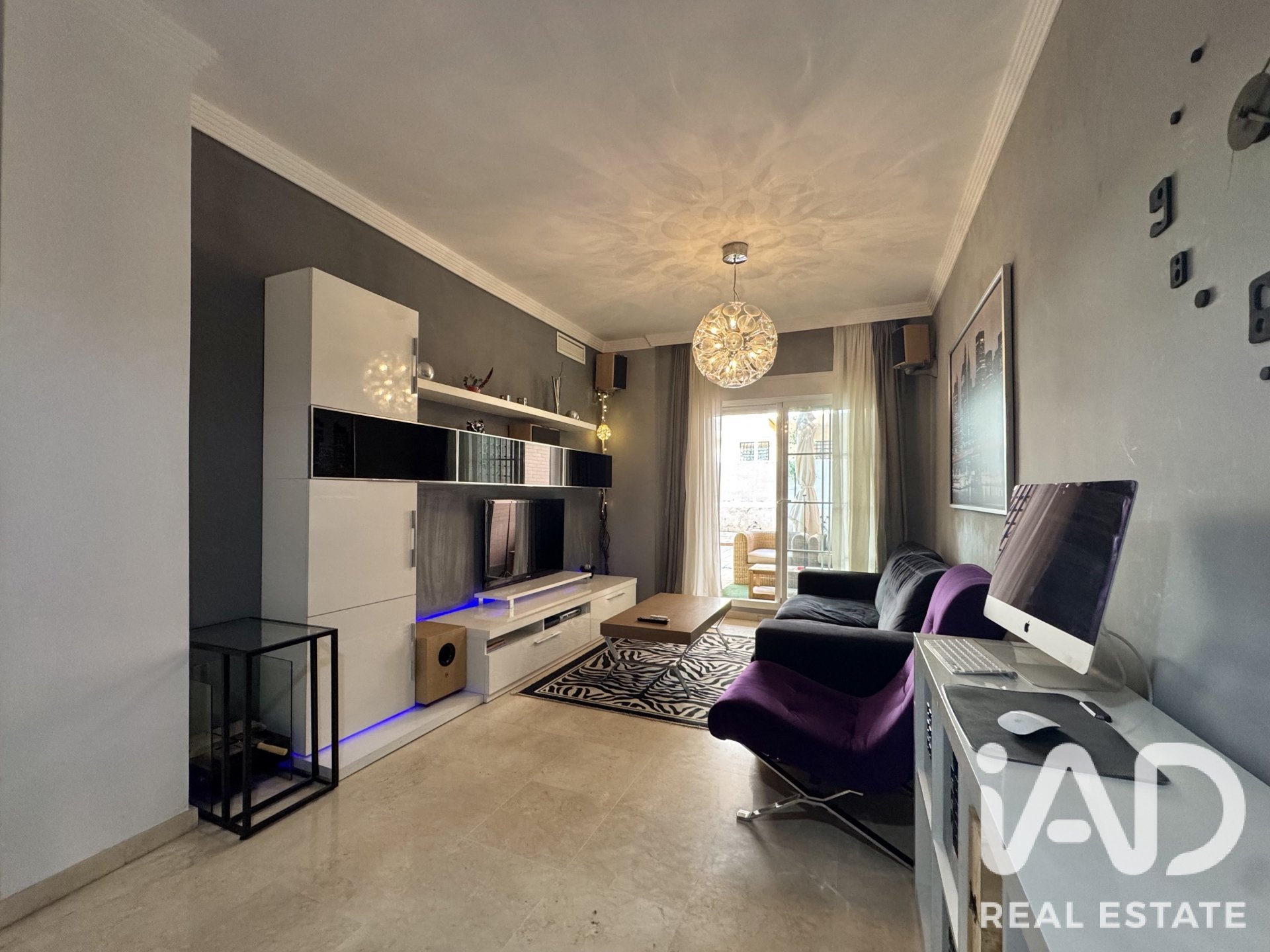 Apartamento en Benalmádena, Málaga, España 2 dormitorios, 91 m2 No. 188000