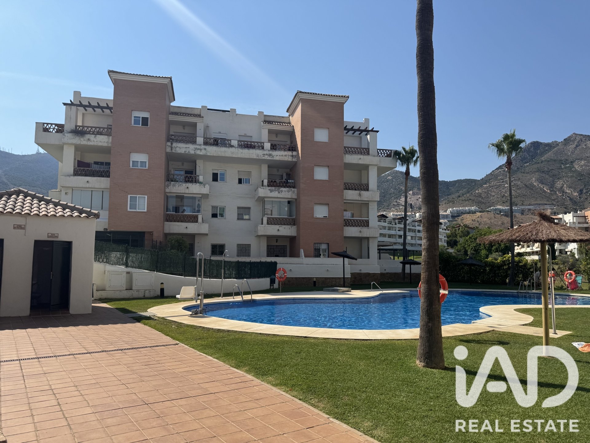 Apartamento en Benalmádena, Málaga, España 2 dormitorios, 91 m2 No. 188000