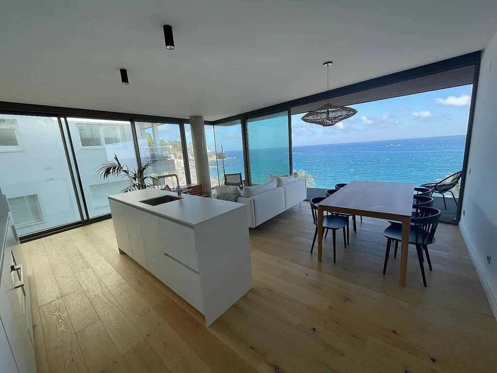 Apartment in Lloret de Mar, Girona, Spain 3 bedrooms,  No. 141264