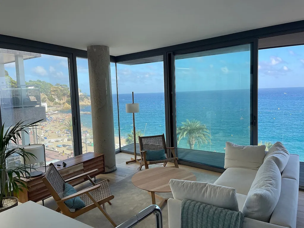 Apartment in Lloret de Mar, Girona, Spain 3 bedrooms,  No. 141264