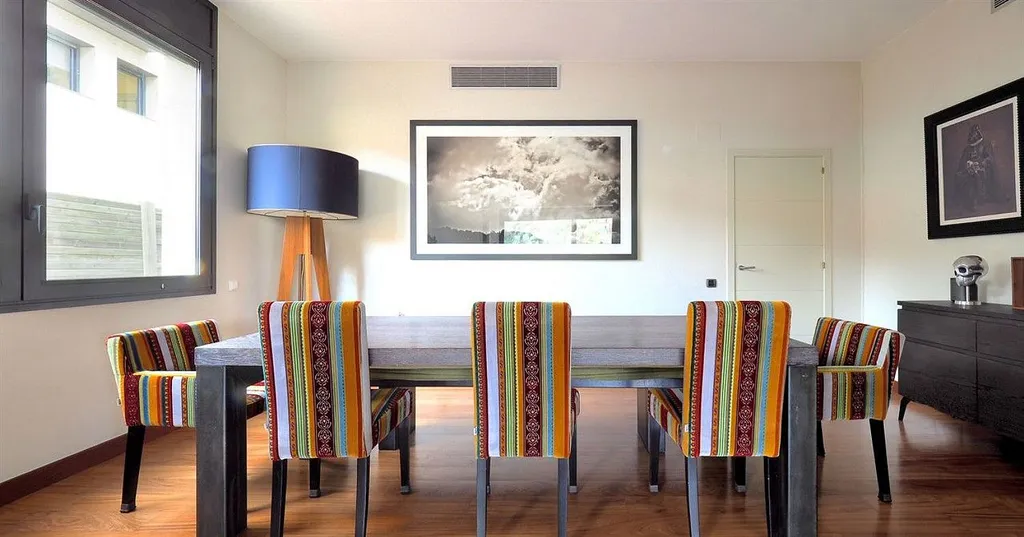 House in Barcelona, Spanien 7 Schlafzimmer,  Nr. 141266