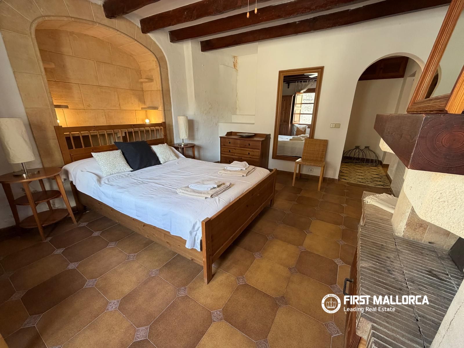 Huvila Pollenca, Mallorca, Espanja 6 makuuhuonetta, 442 m2 No. 196353
