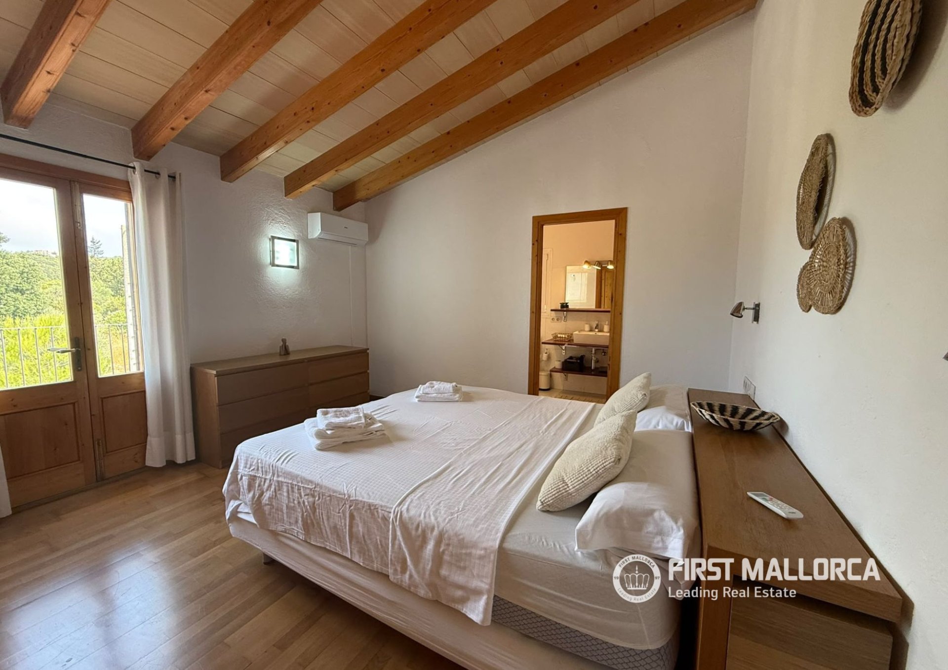 Villa in Pollenca, Mallorca, Spain 5 bedrooms, 226 sq.m. No. 196355
