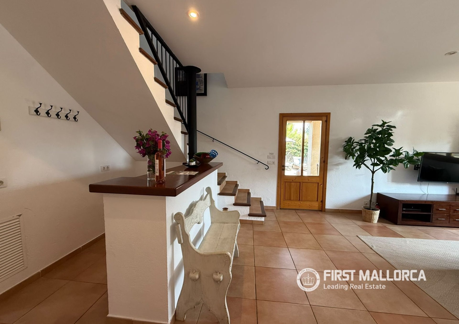 Villa in Pollenca, Mallorca, Spain 5 bedrooms, 226 sq.m. No. 196355