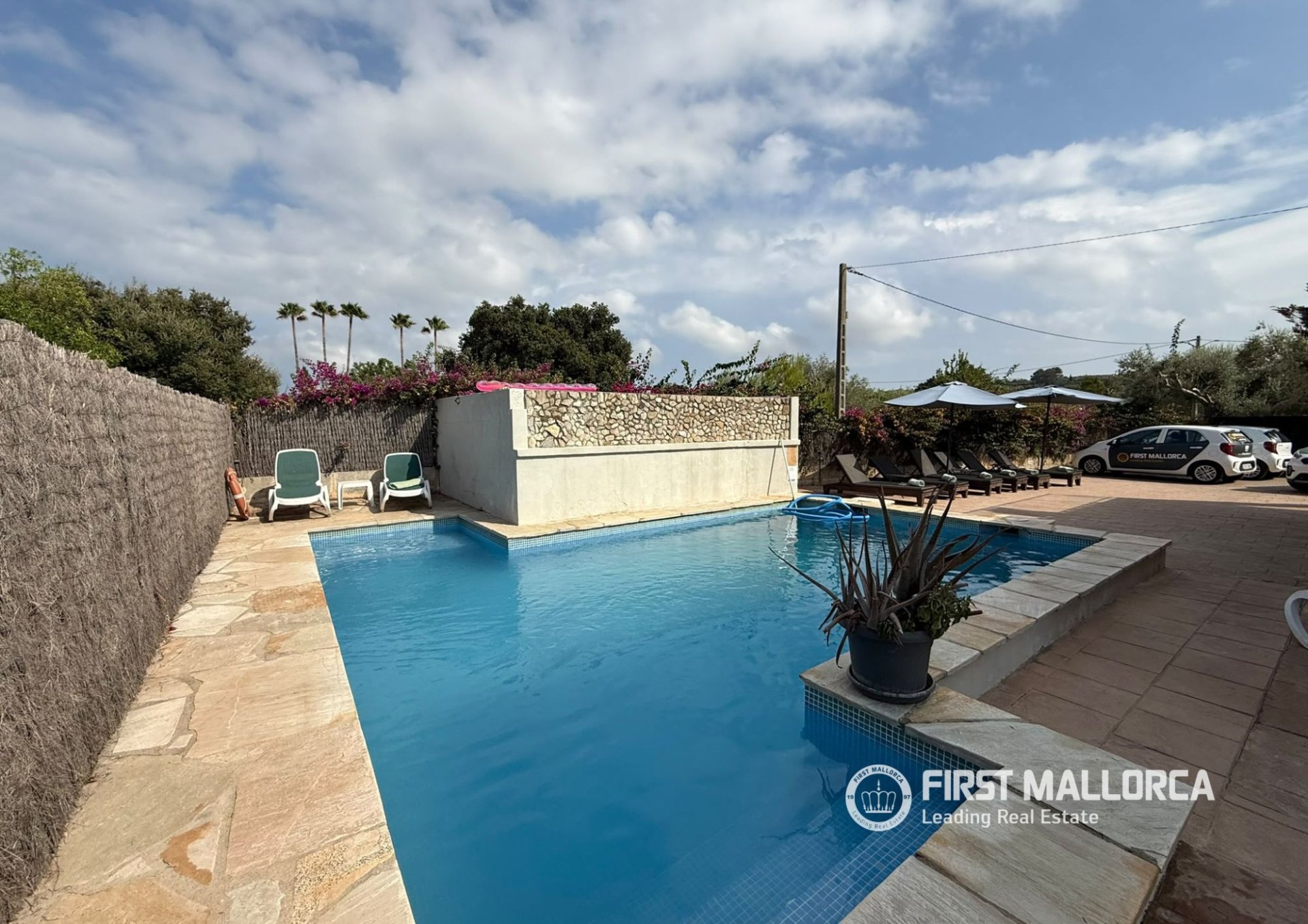 Villa in Pollenca, Mallorca, Spain 5 bedrooms, 226 sq.m. No. 196355