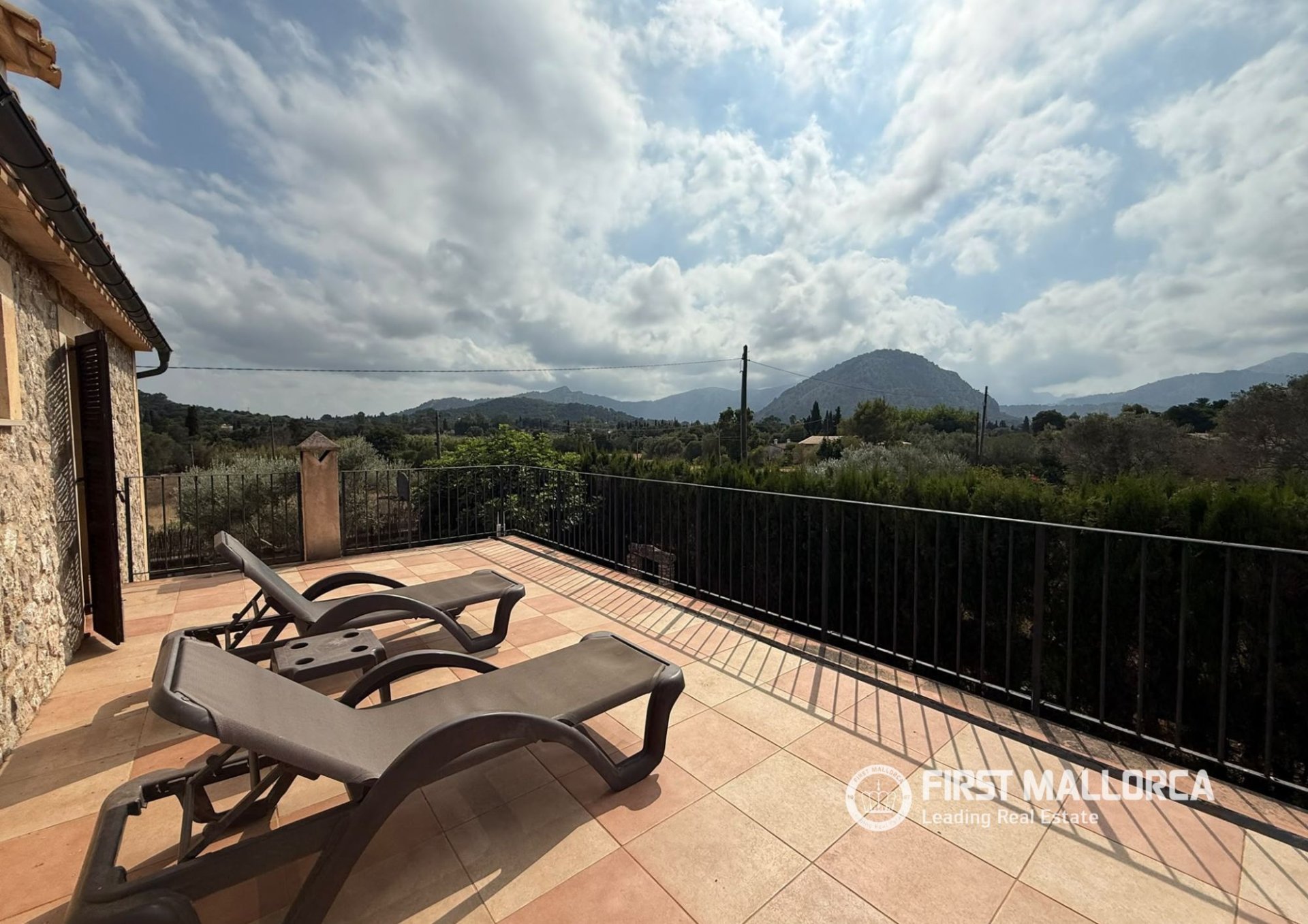 Villa in Pollenca, Mallorca, Spain 5 bedrooms, 226 sq.m. No. 196355