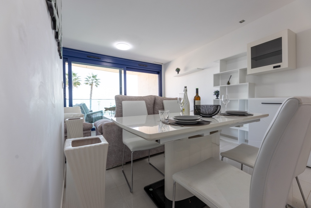 Квартира в Пунта Прима, Аликанте, Испания 2 спальни, 74м2 №145277