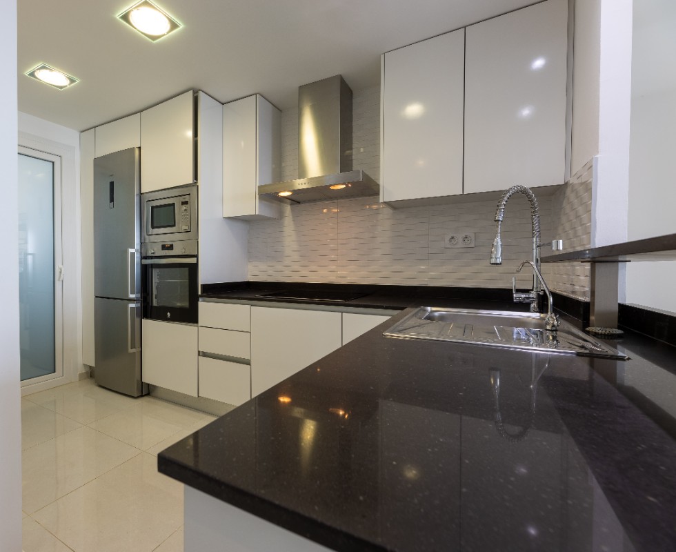 Квартира в Пунта Прима, Аликанте, Испания 2 спальни, 74м2 №145277