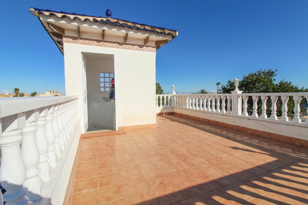 Villa en Cabo Roig, Alicante, España 3 dormitorios, 135 m2 No. 145282