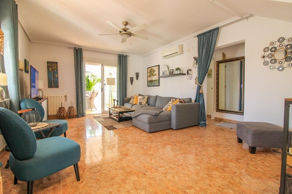 Villa en Cabo Roig, Alicante, España 3 dormitorios, 135 m2 No. 145282