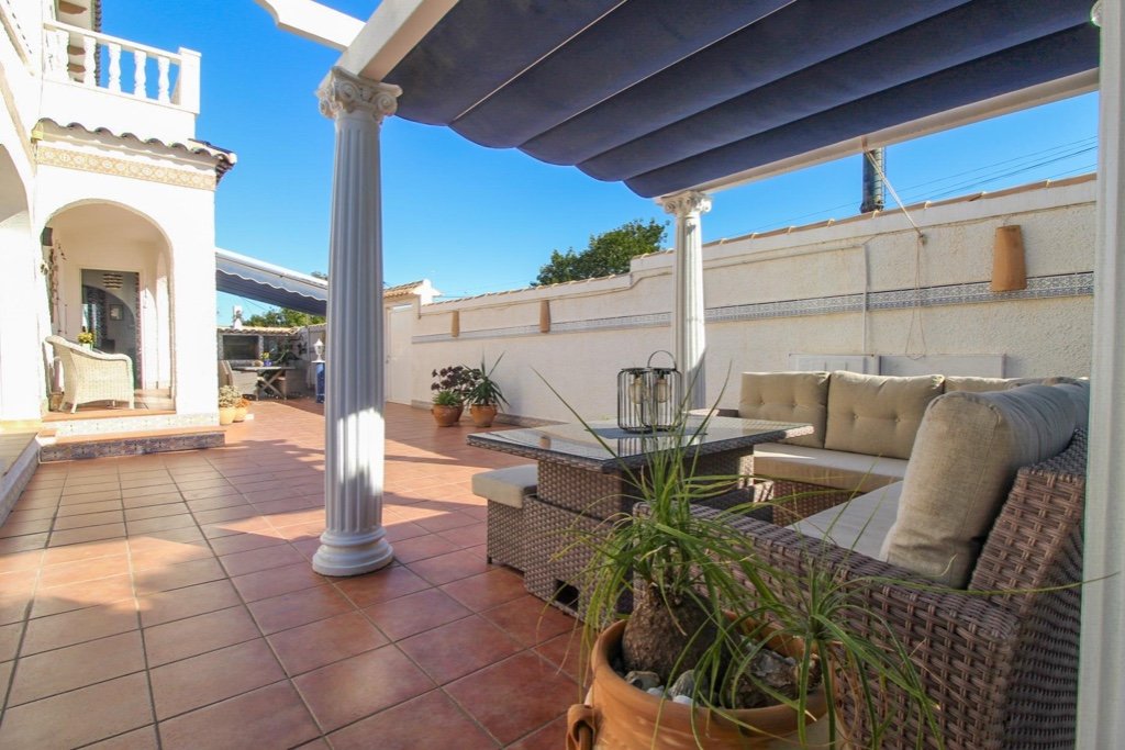 Villa en Cabo Roig, Alicante, España 3 dormitorios, 135 m2 No. 145282