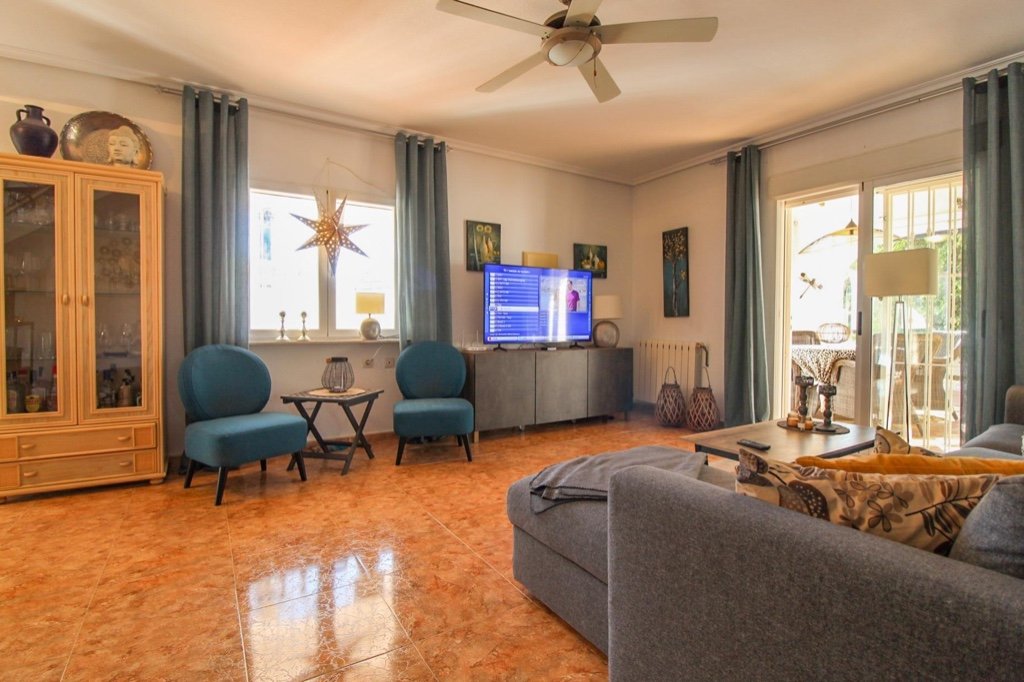 Villa en Cabo Roig, Alicante, España 3 dormitorios, 135 m2 No. 145282