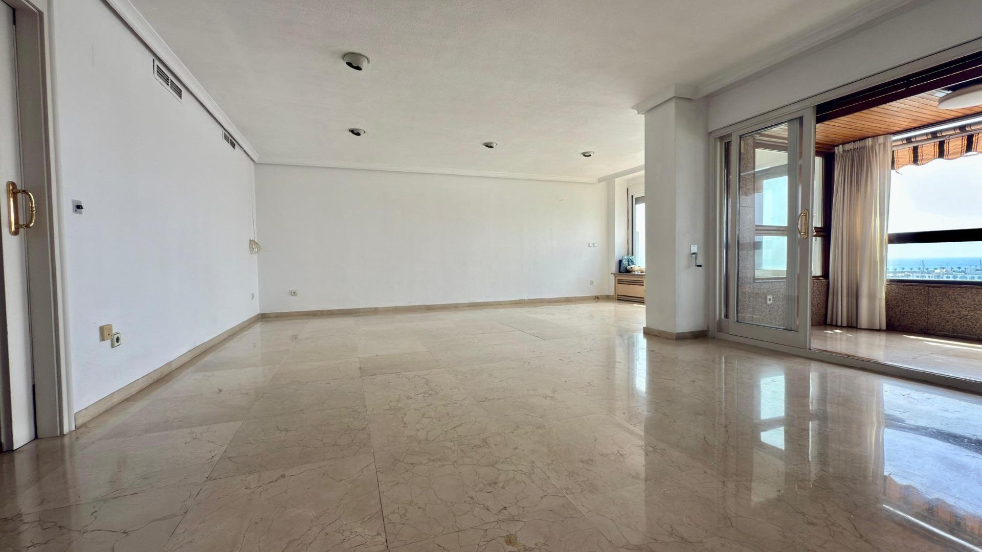 Penthouse in Alicante, Spain 6 bedrooms, 391 sq.m. No. 165604