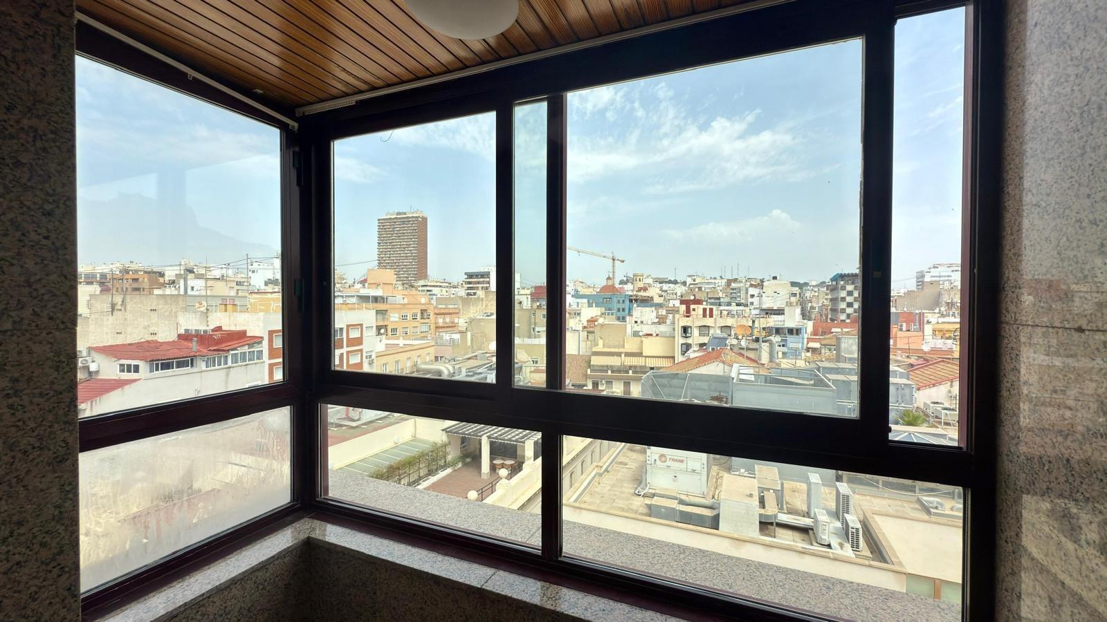 Penthouse in Alicante, Spain 6 bedrooms, 391 sq.m. No. 165604
