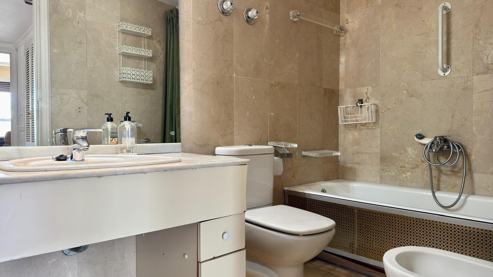Penthouse in Alicante, Spain 6 bedrooms, 391 sq.m. No. 165604