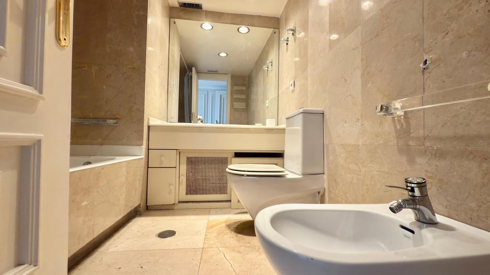 Penthouse in Alicante, Spain 6 bedrooms, 391 sq.m. No. 165604