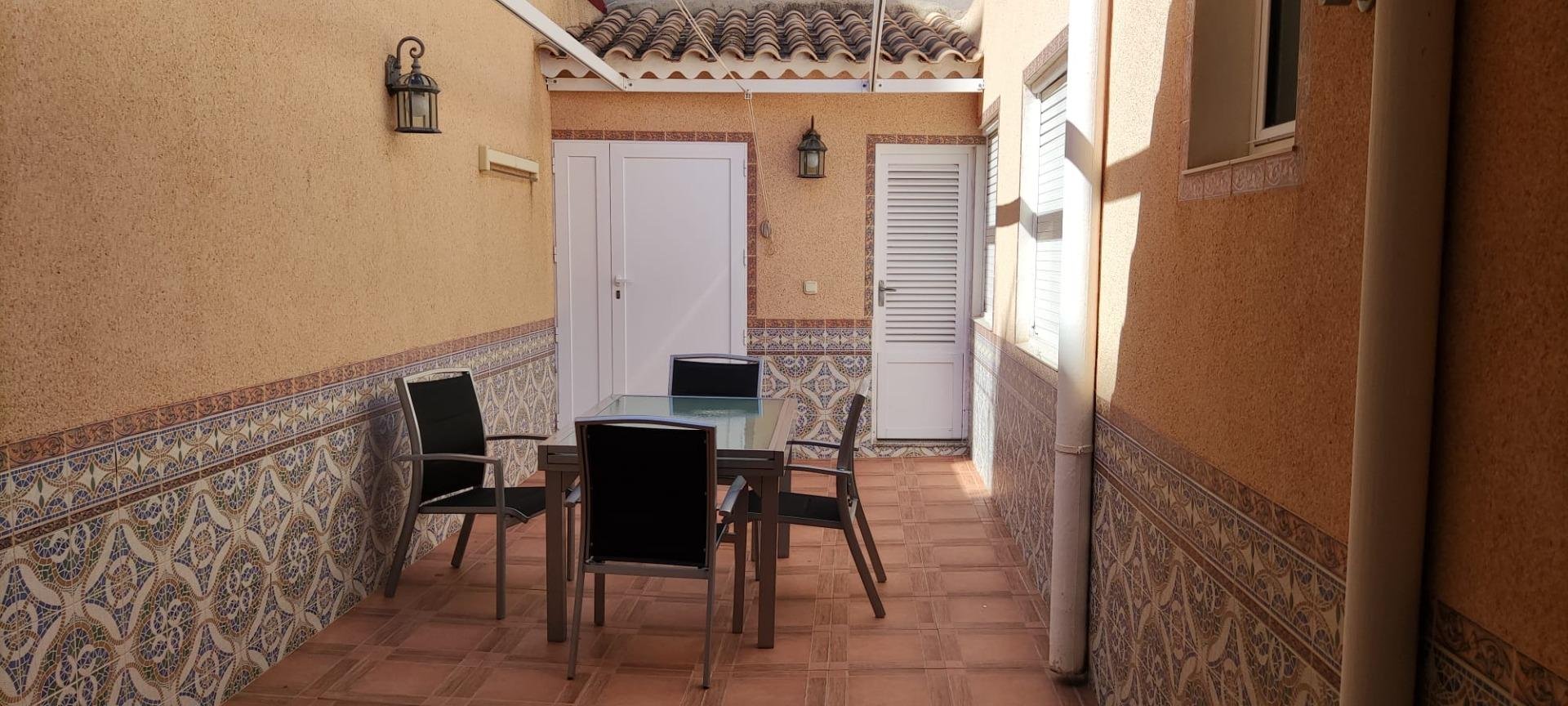 Talo Torrevieja, Alicante, Espanja 3 makuuhuonetta, 115 m2 No. 165601