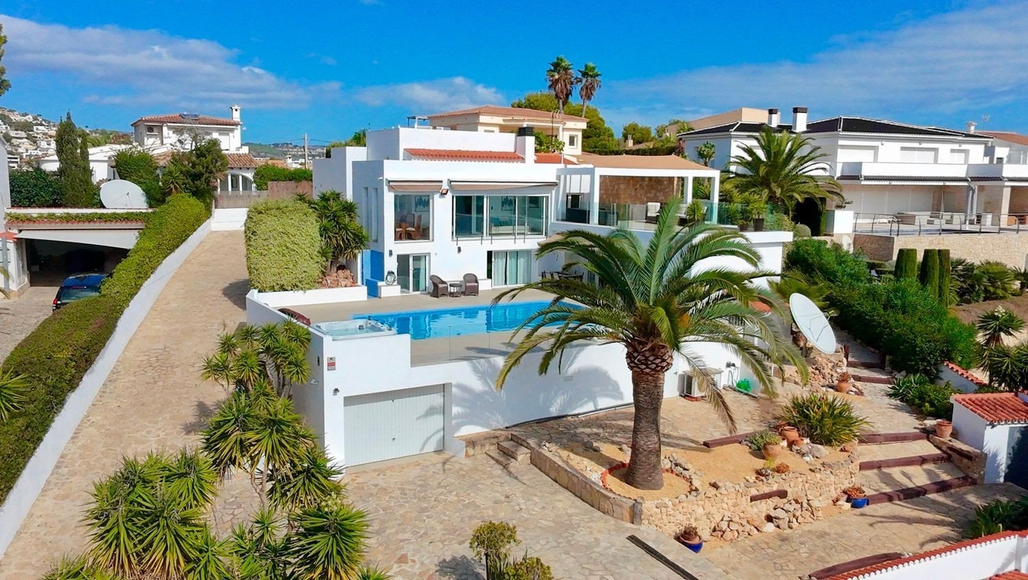 Villa a Moraira, Alicante, Spagna 5 camere da letto, 205 mq. N° 180786