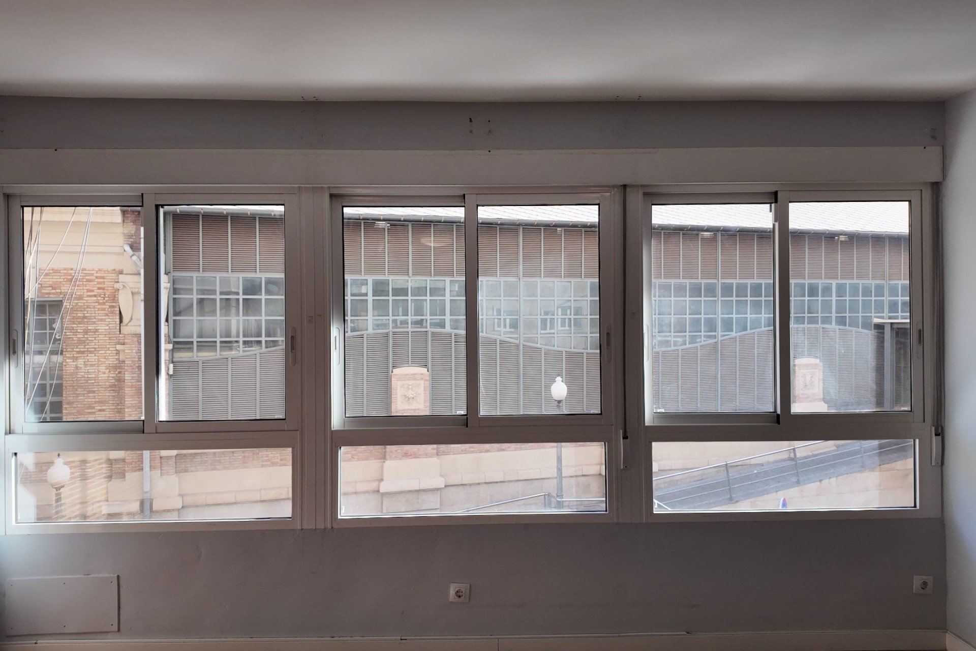 Gewerbeimmobilien in Alicante, Spanien 3 Schlafzimmer, 89 m2 Nr. 148622