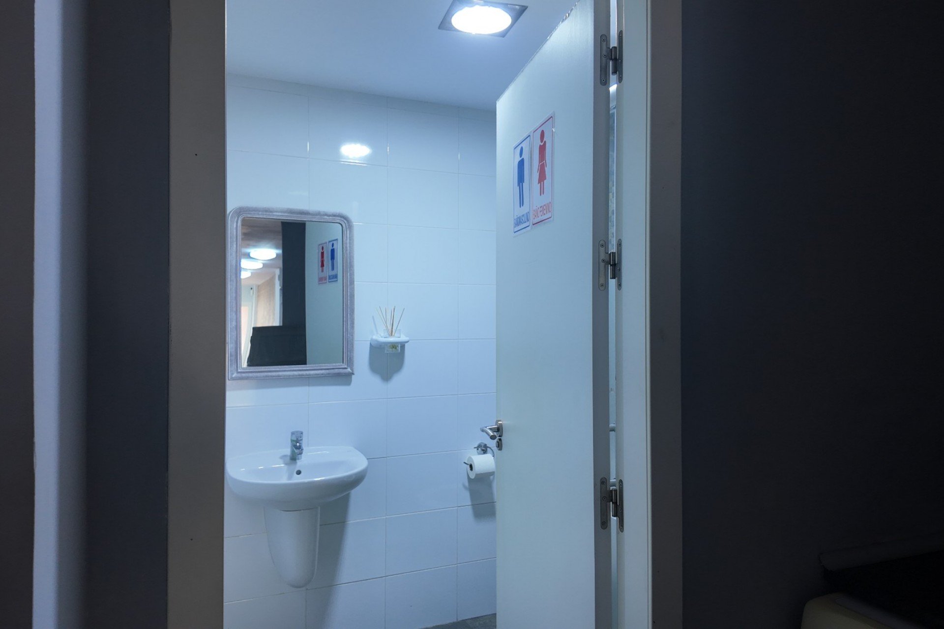 Gewerbeimmobilien in Alicante, Spanien 3 Schlafzimmer, 89 m2 Nr. 148622