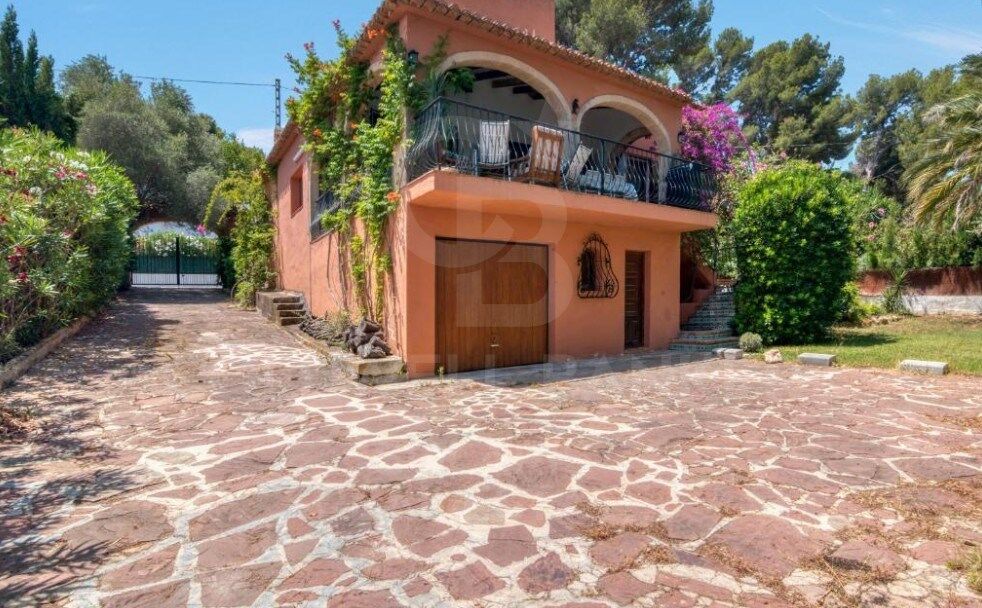 Villa in Javea, Alicante, Spain 4 bedrooms, 235 sq.m. No. 160478