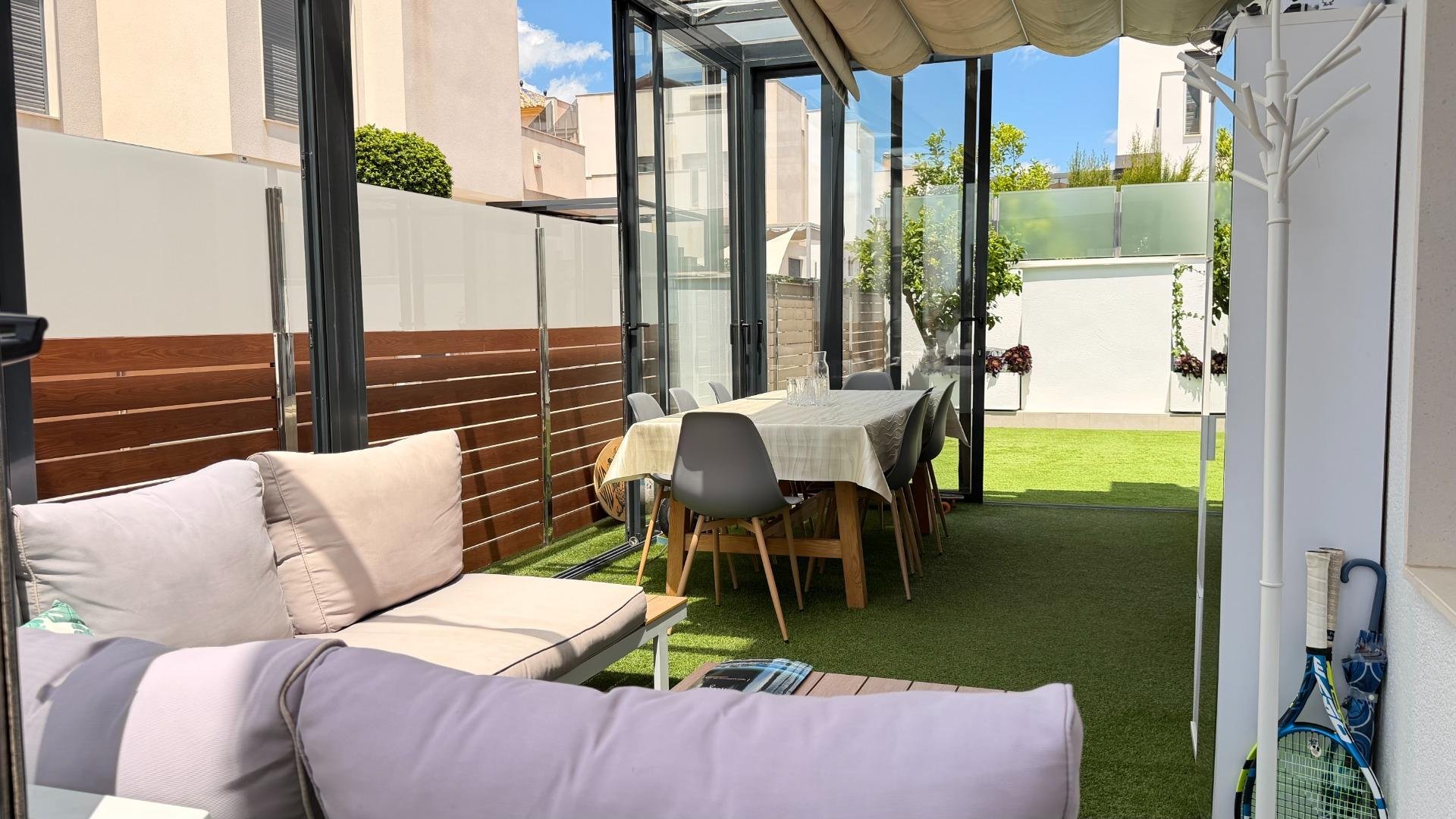 Villa in Torrevieja, Alicante, Spanien 5 Schlafzimmer, 194 m2 Nr. 191647