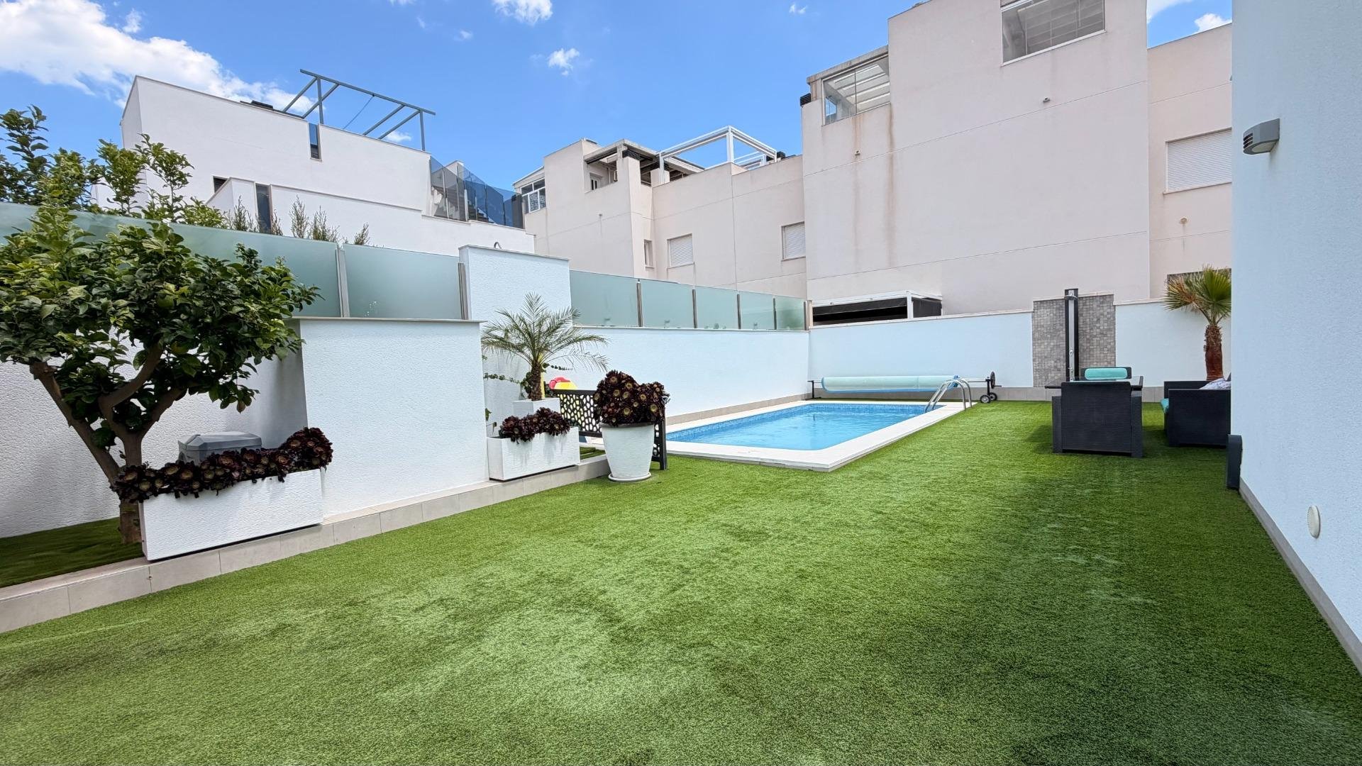 Villa in Torrevieja, Alicante, Spanien 5 Schlafzimmer, 194 m2 Nr. 191647