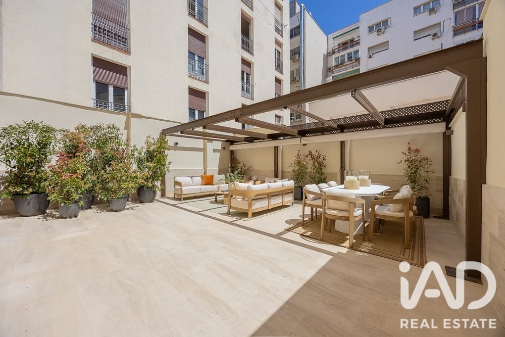 Appartamento a Madrid, Spagna 4 camere da letto, 362 mq. N° 196555