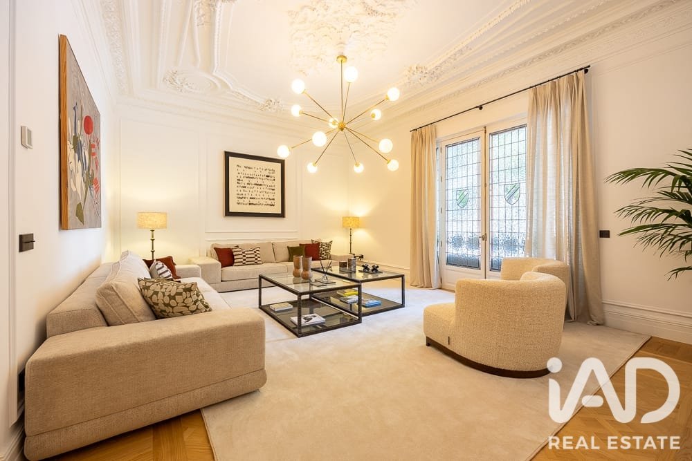 Appartamento a Madrid, Spagna 4 camere da letto, 362 mq. N° 196555