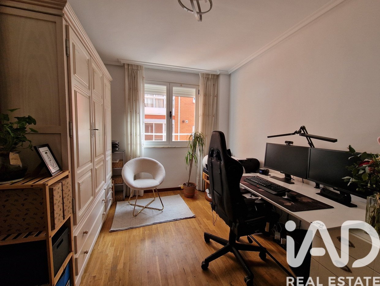 Apartment in La Baneza, Leon, Spain 3 bedrooms, 125 sq.m. No. 184781