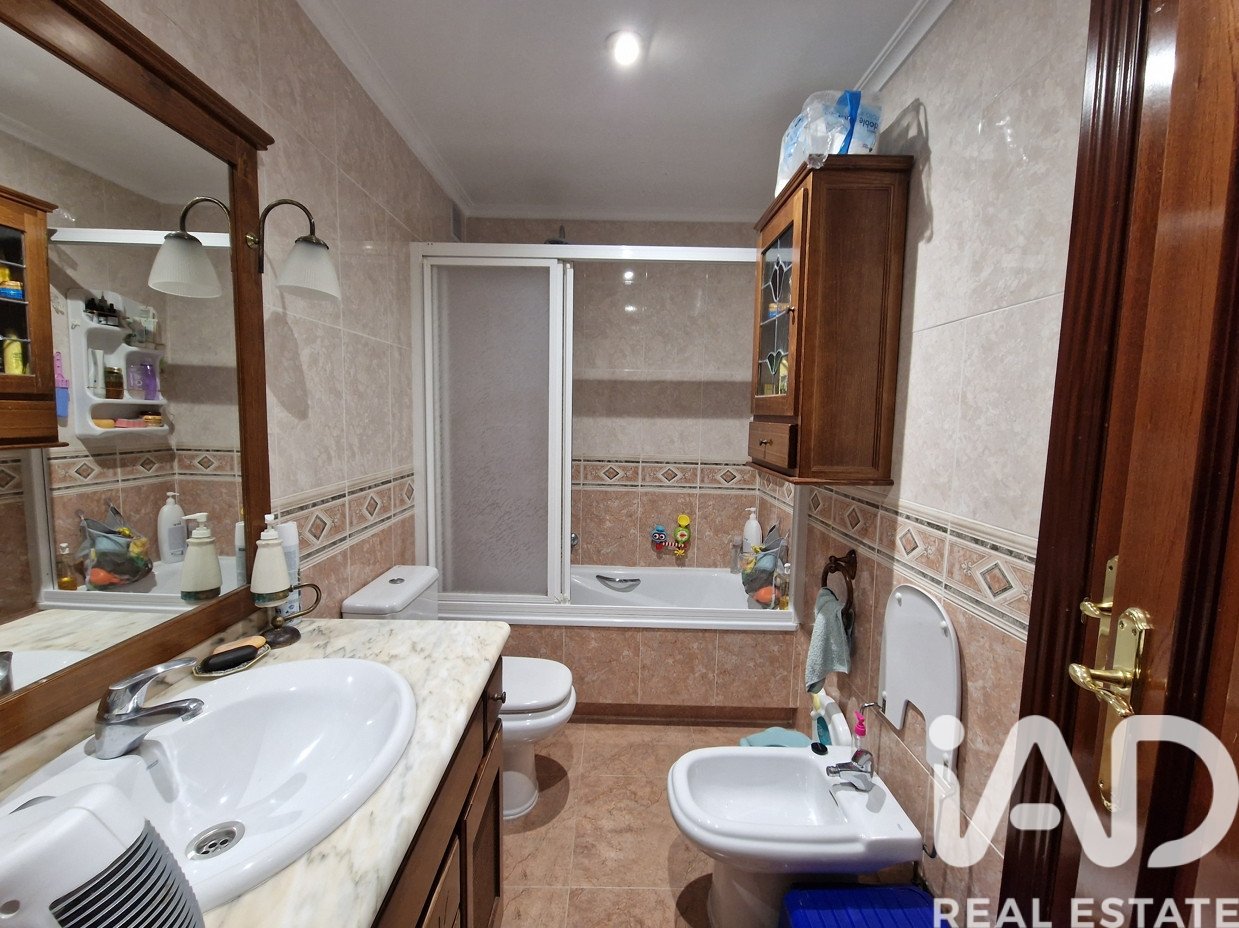Apartment in La Baneza, Leon, Spain 3 bedrooms, 125 sq.m. No. 184781
