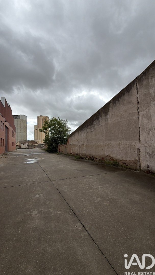 Commercial property in Medina del Campo, Valladolid, Spain 1520 sq.m. No. 184780