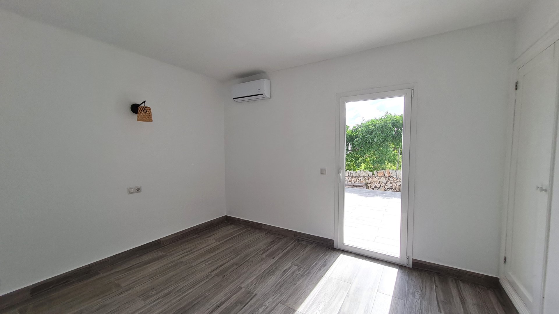 Villa a Cala Llombards, Mallorca, Spagna 5 camere da letto, 210 mq. N° 140279