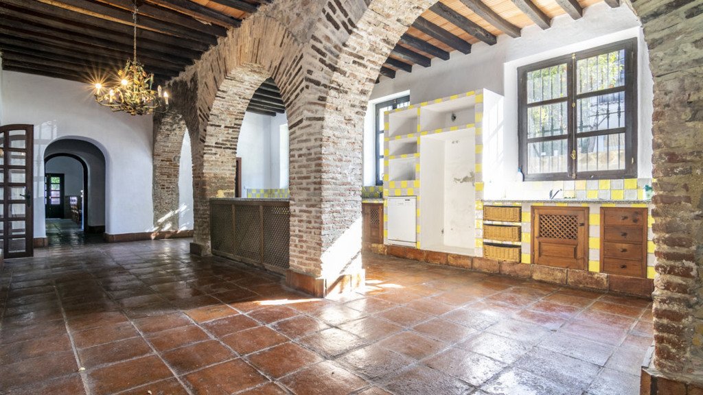 Villa in Guadiaro, Cadiz, Spanien 14 Schlafzimmer, 1183 m2 Nr. 66291