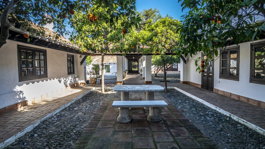 Villa in Guadiaro, Cadiz, Spanien 14 Schlafzimmer, 1183 m2 Nr. 66291