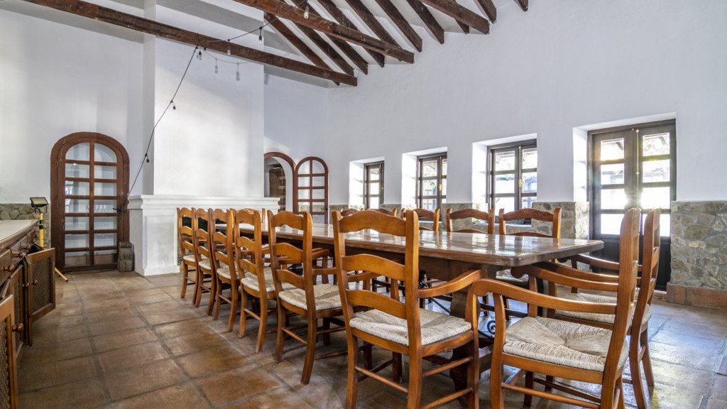 Villa in Guadiaro, Cadiz, Spanien 14 Schlafzimmer, 1183 m2 Nr. 66291