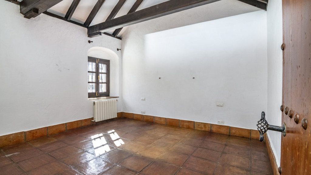 Villa in Guadiaro, Cadiz, Spanien 14 Schlafzimmer, 1183 m2 Nr. 66291