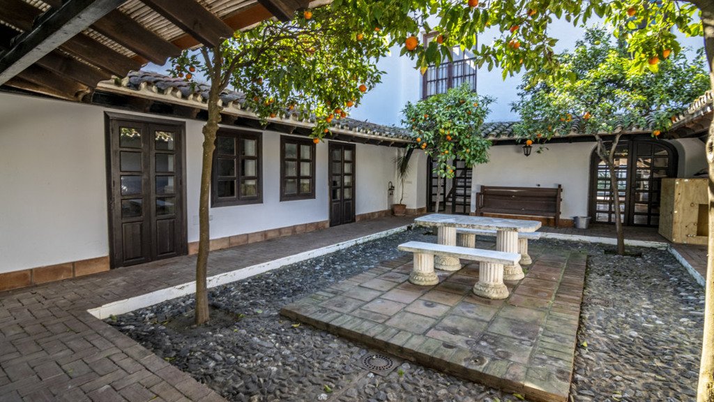 Villa in Guadiaro, Cadiz, Spanien 14 Schlafzimmer, 1183 m2 Nr. 66291