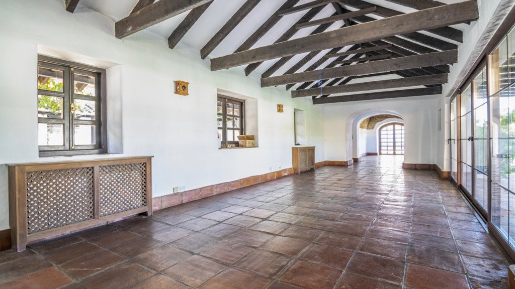 Villa in Guadiaro, Cadiz, Spanien 14 Schlafzimmer, 1183 m2 Nr. 66291