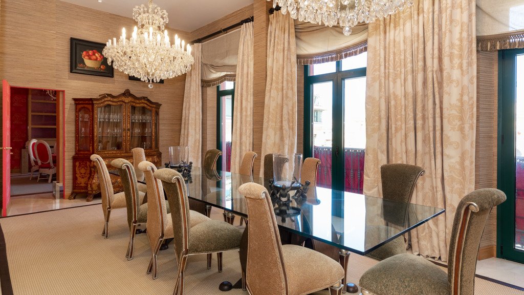Huoneisto Malaga, Espanja 5 makuuhuonetta, 408 m2 No. 66290