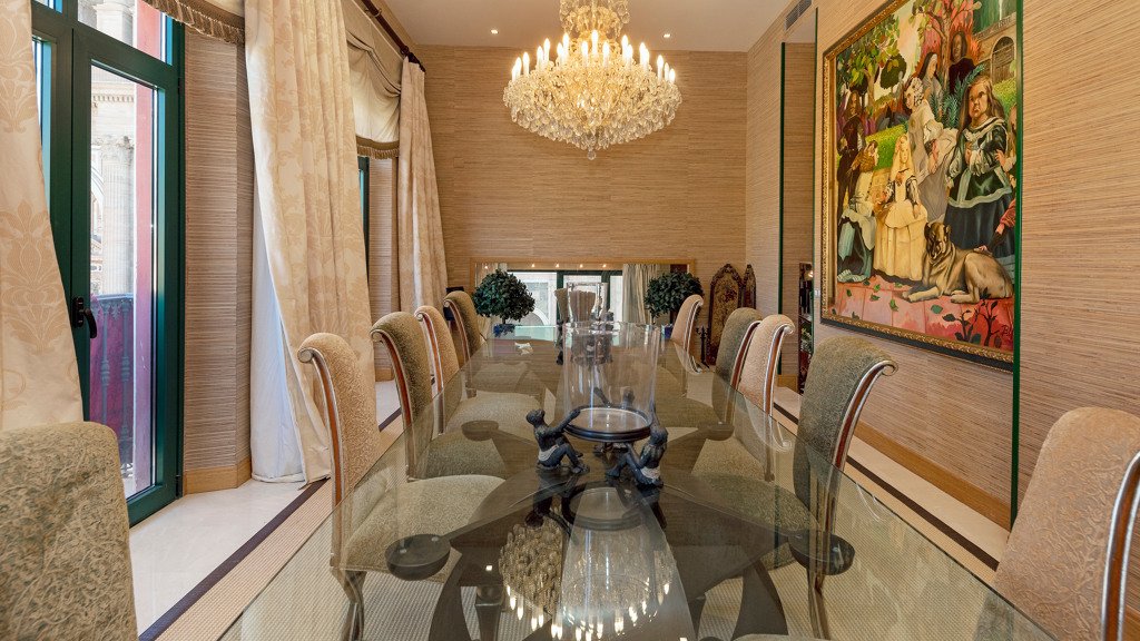 Huoneisto Malaga, Espanja 5 makuuhuonetta, 408 m2 No. 66290