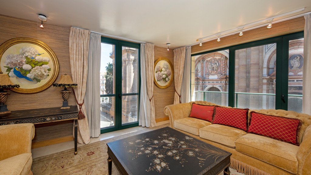 Huoneisto Malaga, Espanja 5 makuuhuonetta, 408 m2 No. 66290