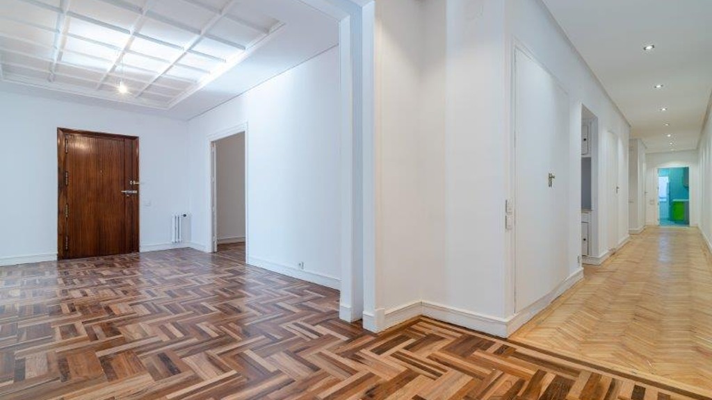 Квартира в Мадрид, Испания 4 спальни, 280м2 №149718