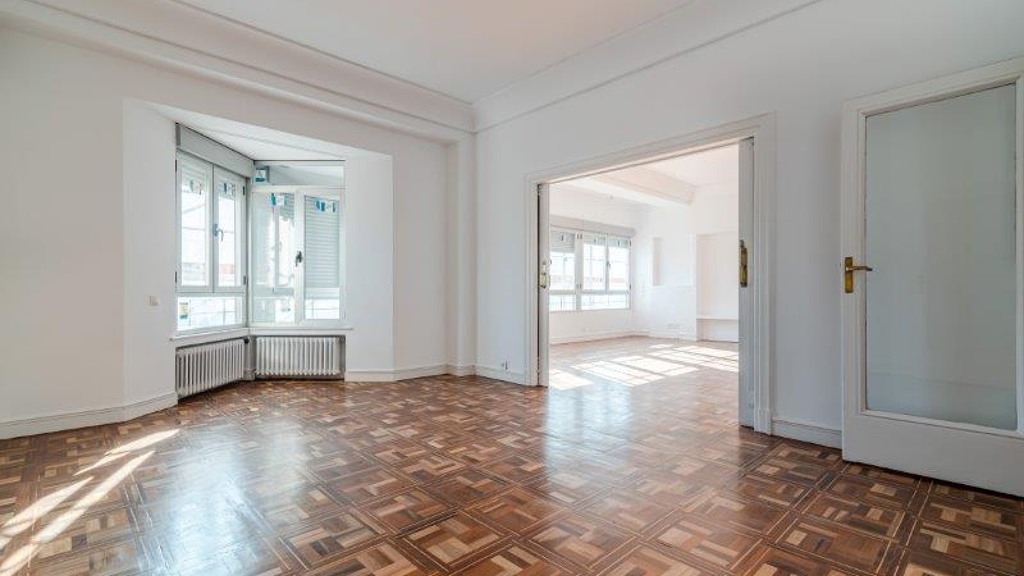 Квартира в Мадрид, Испания 4 спальни, 280м2 №149718
