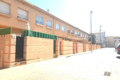 Māja Manlleu, Barcelona, Spānijā 4 istabas, 137 m2 Nr. 191458