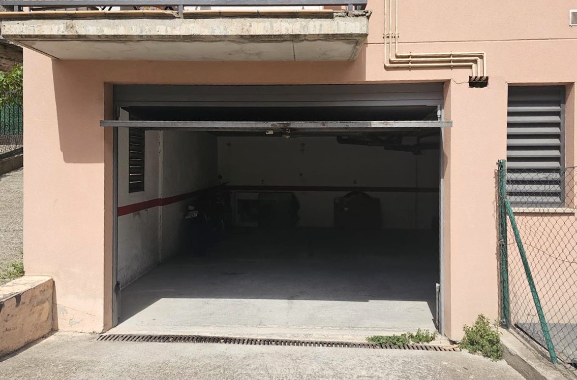 Autotallit Sant Marti de Centelles, Barcelona, Espanja 11 m2 No. 191464